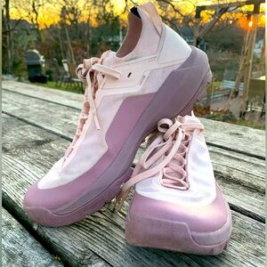 Arc’teryx Vertex Alpine trail running hiking shoe